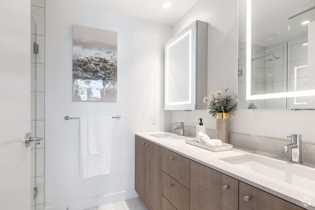 2BR, 2BA - 801SF - Primary Bathroom - Smith & Farrow Rental Homes