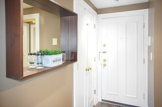 Building Photo - 230 E 9th St