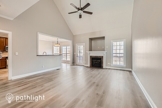 Building Photo - 12010 Shasta View Way, Matthews, NC, 28105