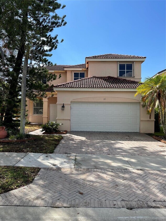 Foto principal - 671 Vista Meadows Dr