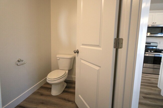 Foto del edificio - 4 Bedroom 3 Bathroom Townhome in Lehi!