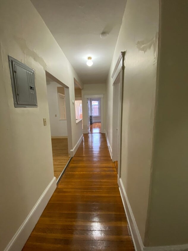 Photo - 1595 Beacon Street