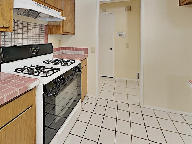 Foto del edificio - 3730 O Henry Dr