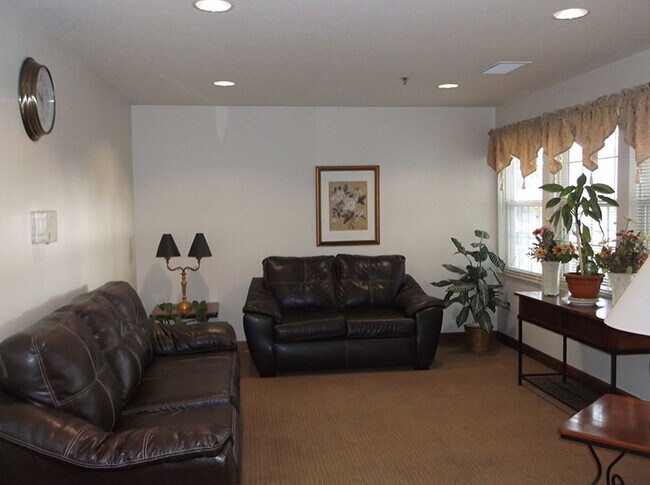 Foto del edificio - 2330 Bowser Ave