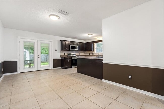 Foto del edificio - 8382 Oak Pointe Ct