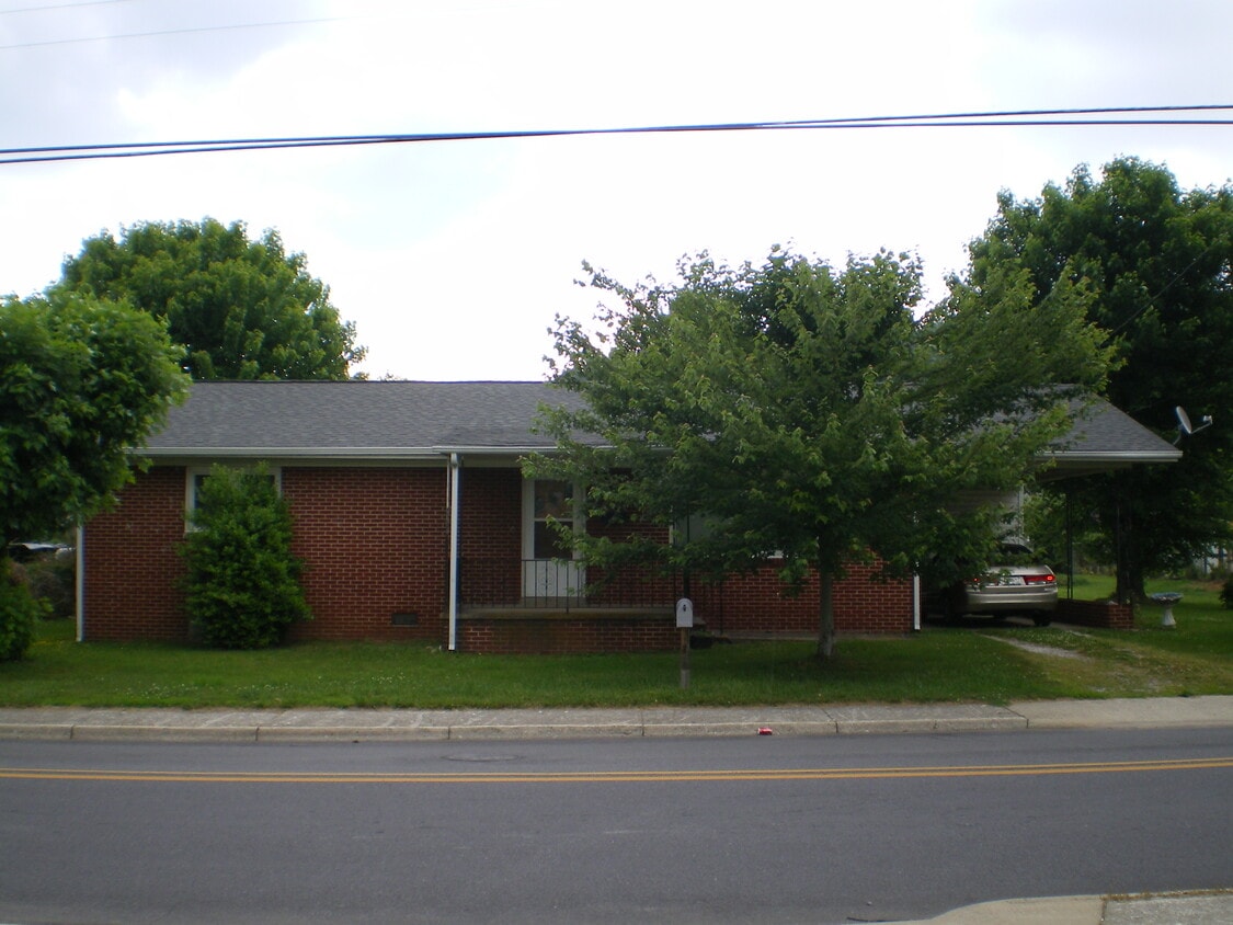 Photo - 1291 Brown Ave (Waynesville, NC)