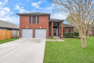 Building Photo - 2519 Palace Dr