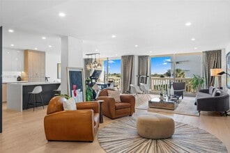 Building Photo - 9111 E Bay Harbor Dr