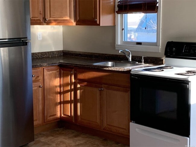 Photo - 230 Grant Ave Apartment