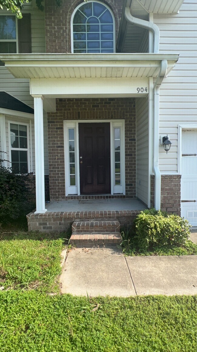 Building Photo - 904 Rachel Ln