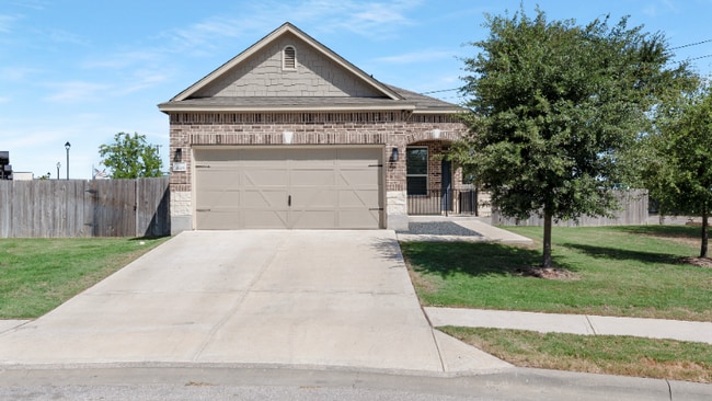 Building Photo - 9228 Lonesome Oak Drive