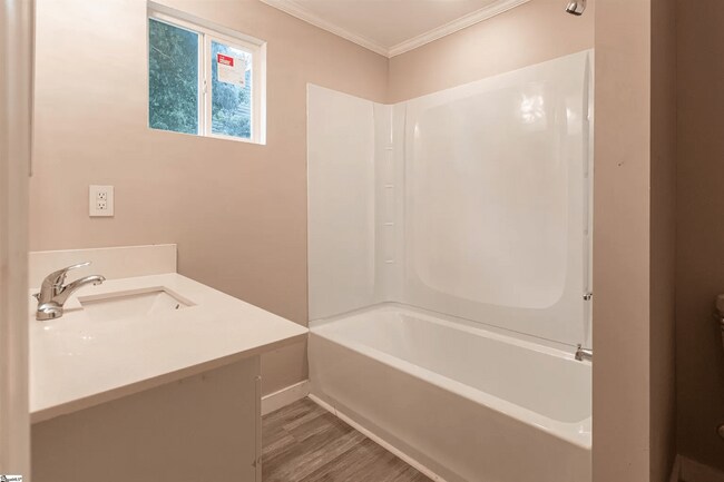 Foto del edificio - 463 N Forest St