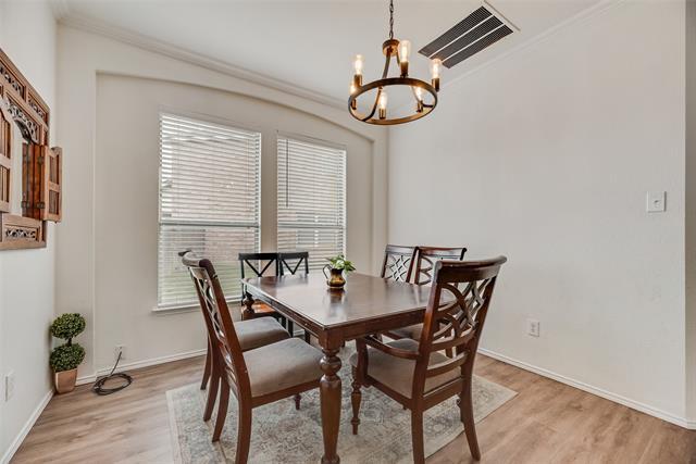 Foto del edificio - 15704 Ringdove Ct