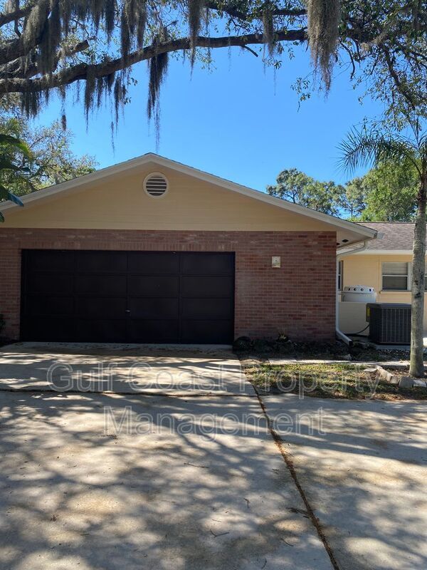 Foto del edificio - 5645 N Tuttle Ave