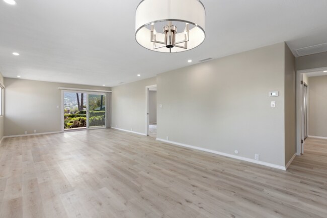 Foto del edificio - 1001 La Pluma Ct