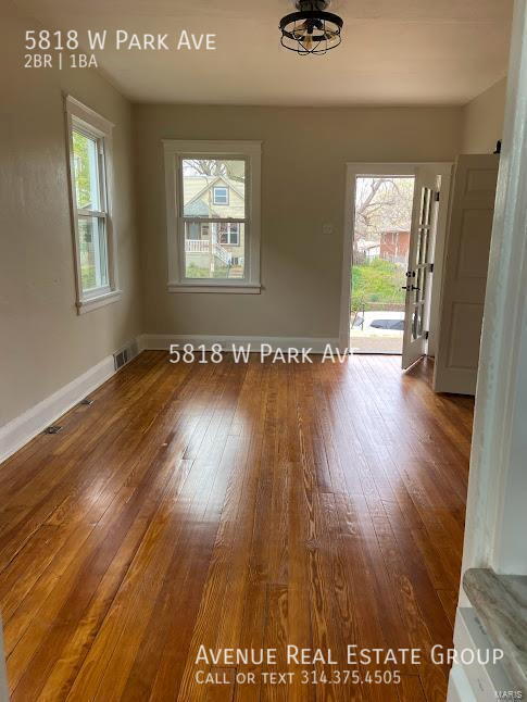 Foto del edificio - 5818 W Park Ave