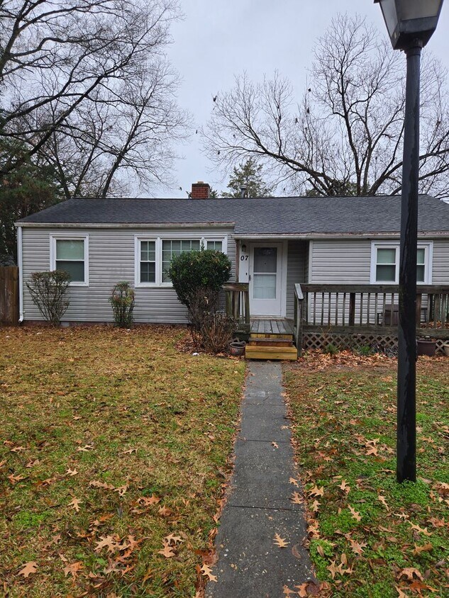 Primary Photo - Lovely 3 Bedroom in Portsmouth