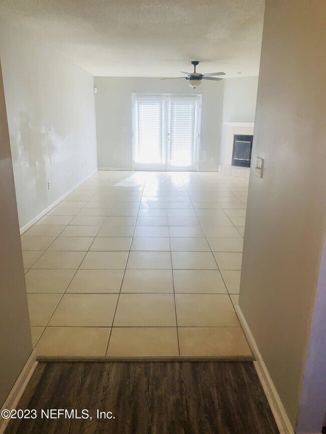 Foto del edificio - 7630 Leafy Forest Way