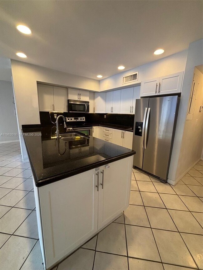 Foto del edificio - 6417 Windmill Gate Rd