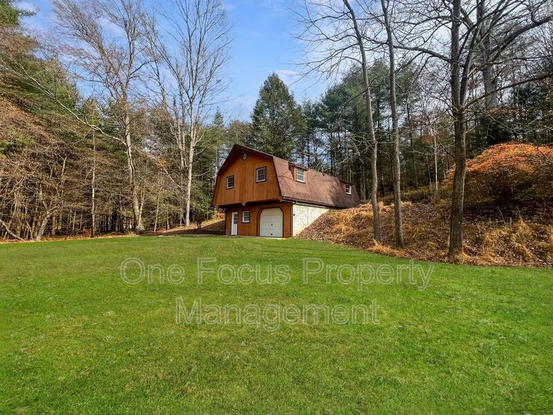 597 Lower Manor Rd, Williamsport, PA 17701 House Rental in