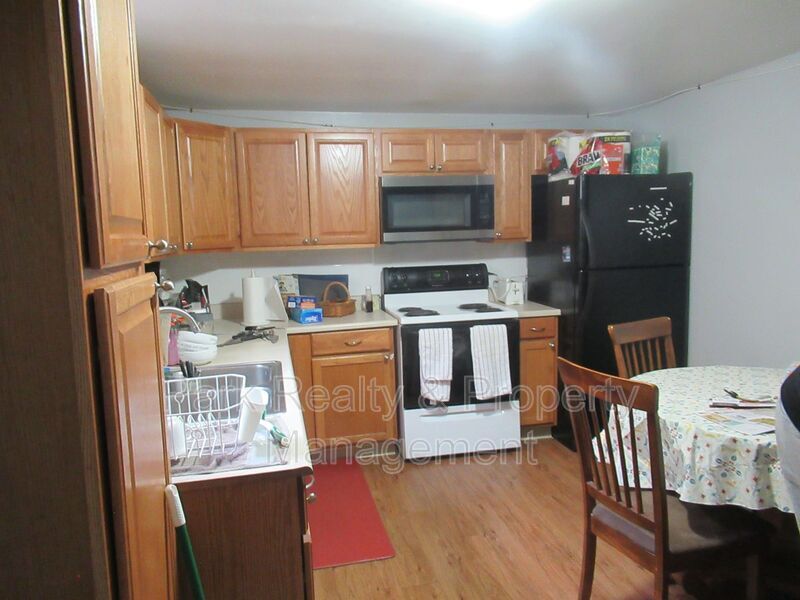 Primary Photo - 3900.5 W 24th Ave