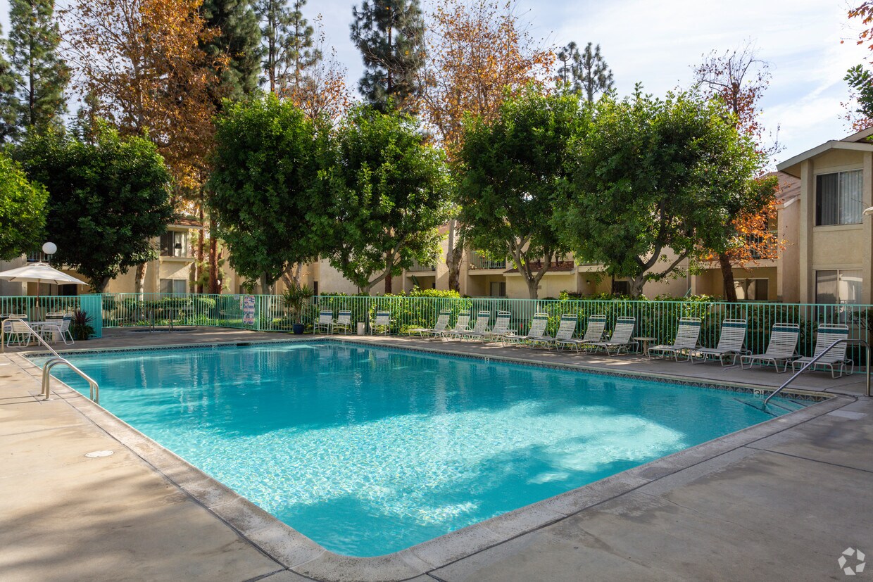 Jasmine Villas Apartments Alquileres en Buena Park, CA