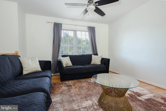 Foto del edificio - 103 Mummert Cir