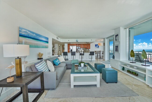 Foto del edificio - 400 S Pointe Dr