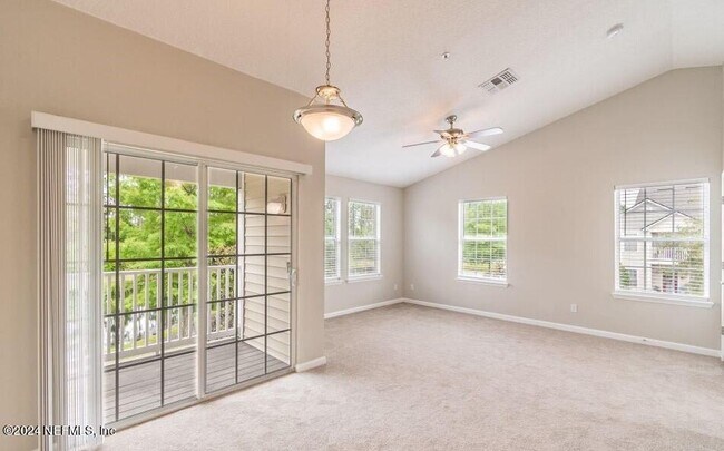 Foto del edificio - 2200 Marsh Hawk Ln