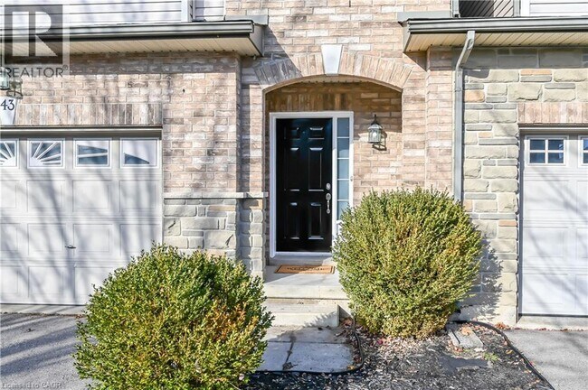 Building Photo - 43 Olivia Pl