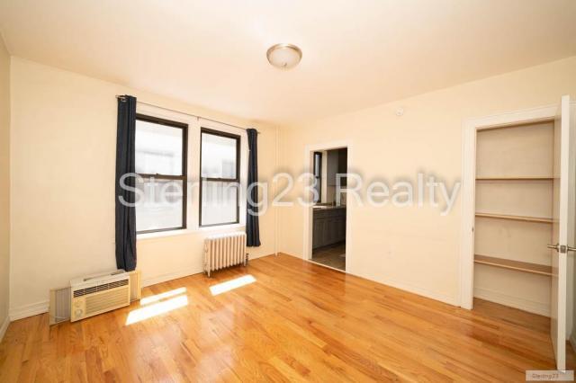 Building Photo - 1 bedroom in ASTORIA NY 11105
