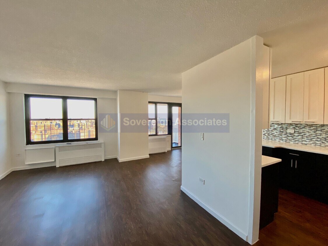 Foto principal - 150 West 225th Street