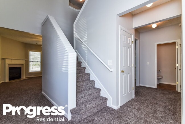 Building Photo - 4229 Annlette Dr NW