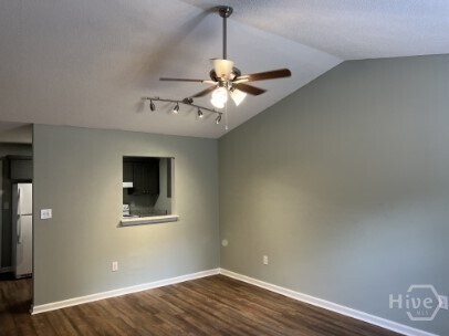 Foto del edificio - 161 Lavender Lakes Dr