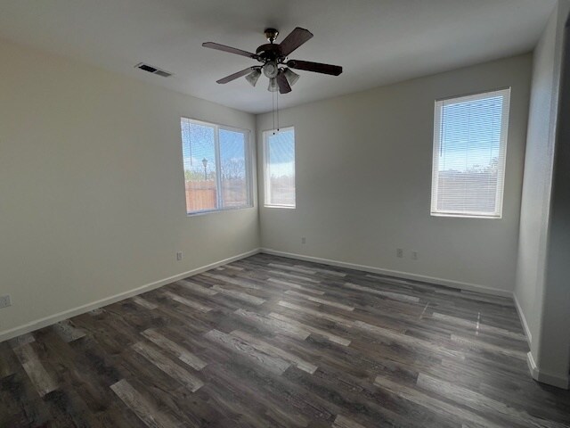 Foto del edificio - 309 Queencrest Ct