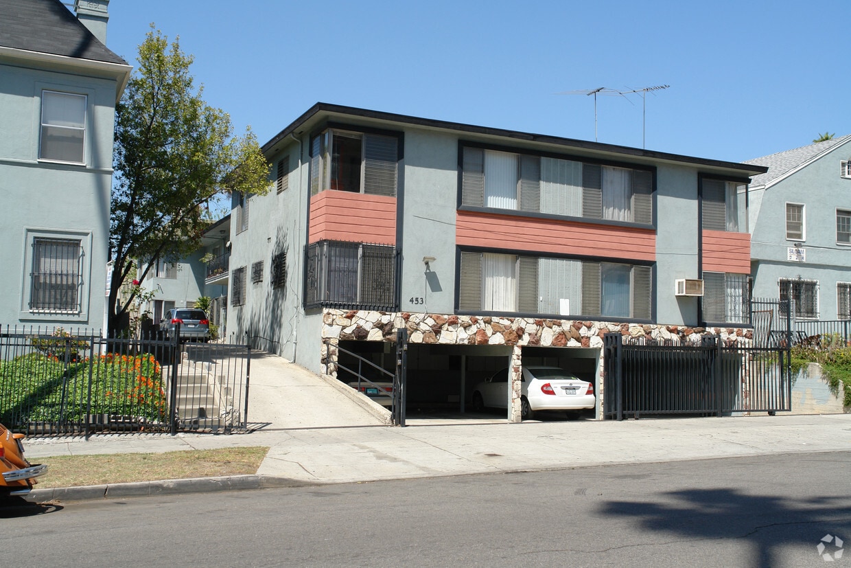 Building Photo - 445-453 S Kenmore Ave