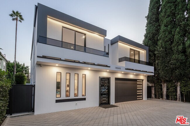 Foto del edificio - 14840 Otsego St