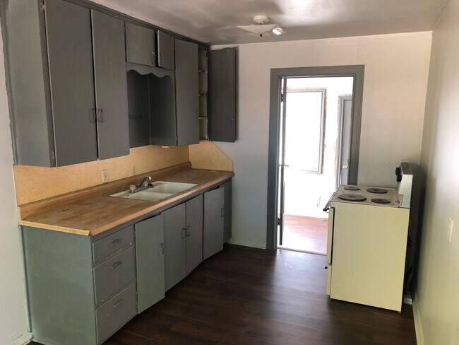 Foto del edificio - $525 - 1 bed 1 bath - Single Family Home