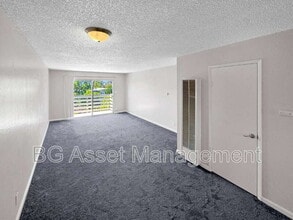 Building Photo - 110 Avian Dr