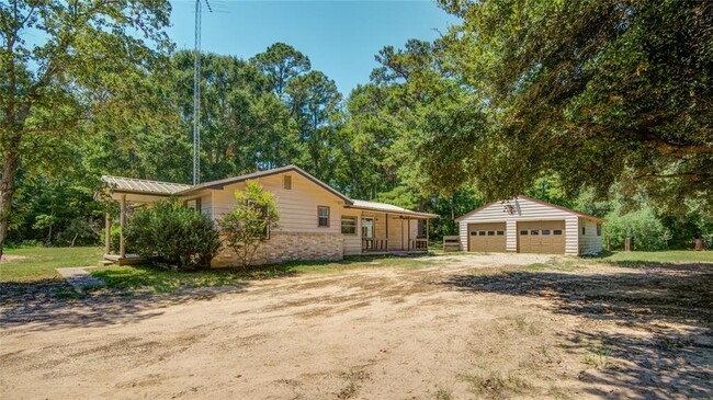 Building Photo - 11880 Rollingwood Loop