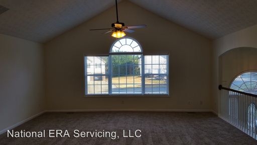 Building Photo - 860 Walkingstick Dr