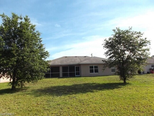 Building Photo - 157 Ocean Park Dr