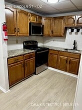 Building Photo - 1005-1015 Lincoln St