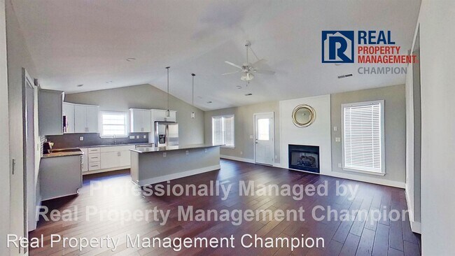 Foto del edificio - 3 br, 2 bath House - 6317 Stapleton Road