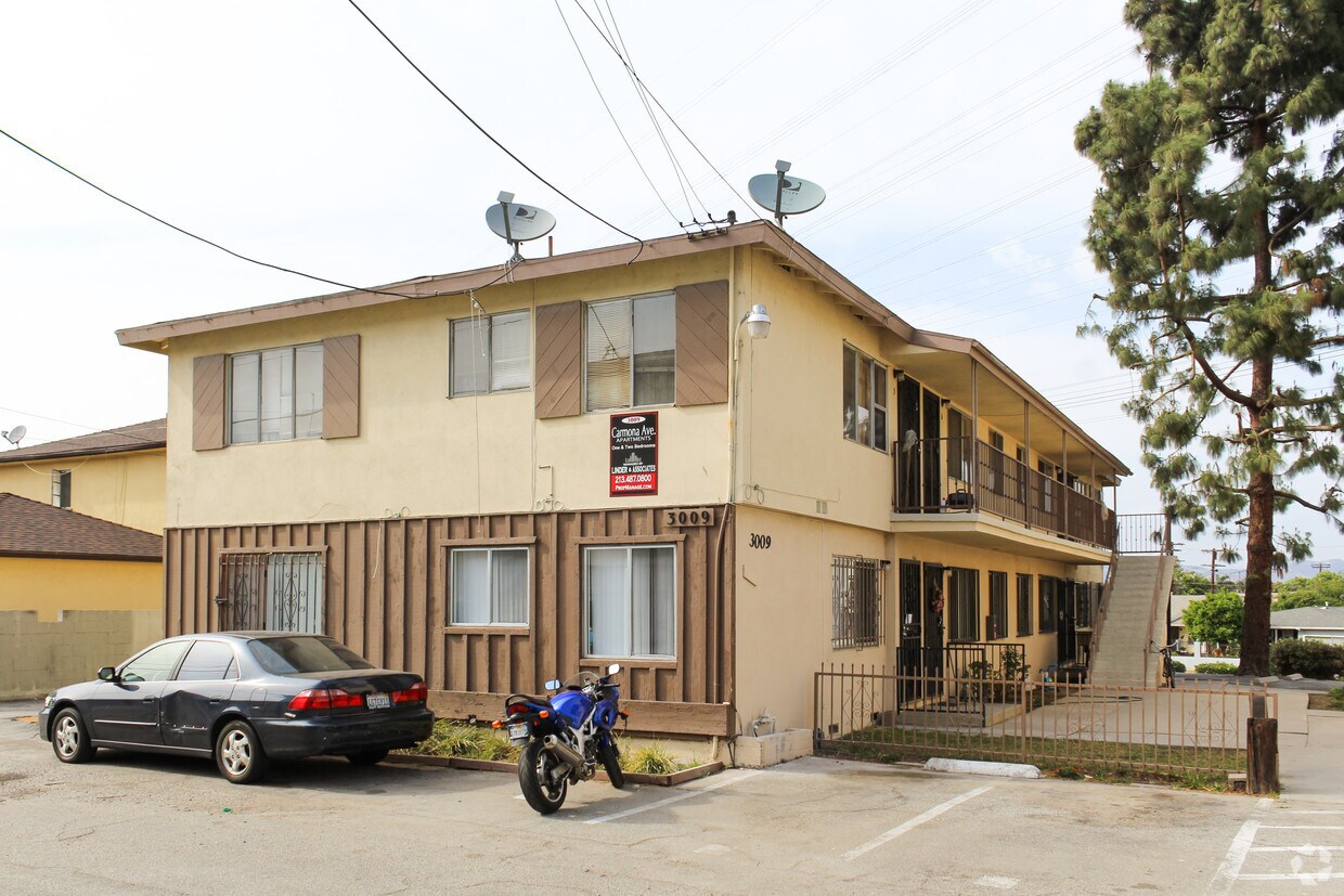 Primary Photo - 3009 Carmona Ave