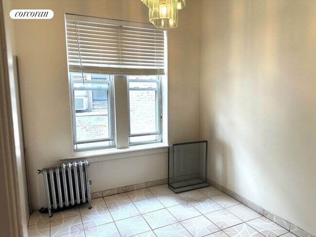 Building Photo - 39 Rockaway Pkwy