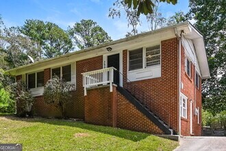 Building Photo - 3990 Rutgers Dr SW