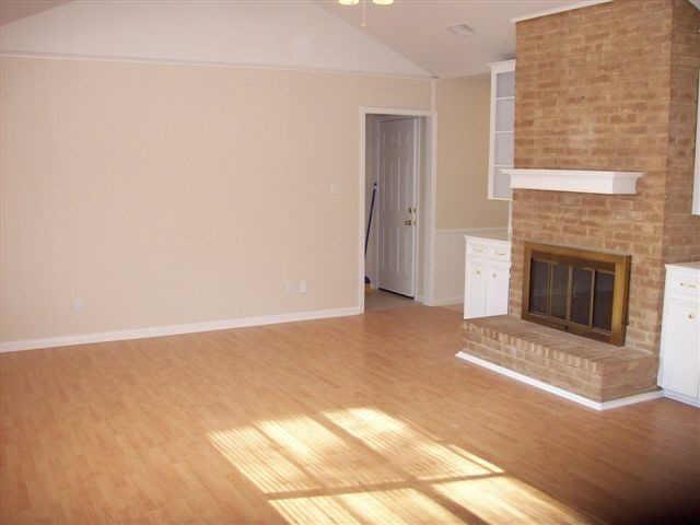 Building Photo - 522 Walnut St