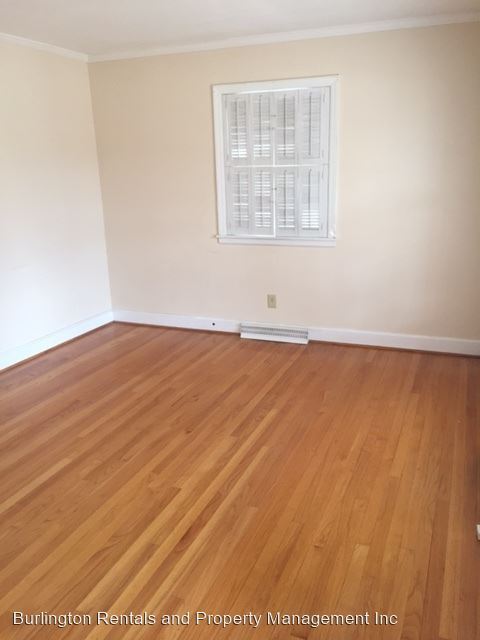Building Photo - 3 br, 1.5 bath House - 2239 Lacy Street