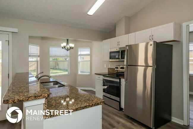 Foto del edificio - 3175 Olde Sutton Parke Dr